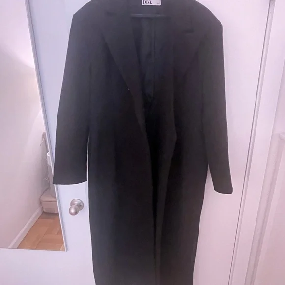 Because Of Alice Black Asymmetric
Tailored Longline Coat - Picture 3 of 5